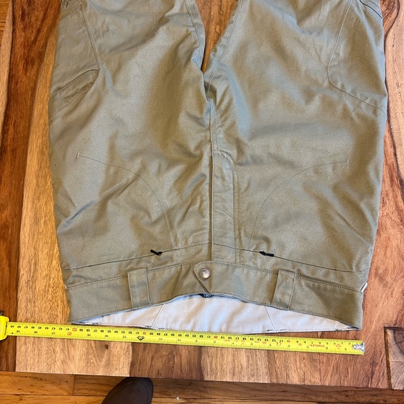 Rossignol ski or snowboarding pants size L in like new condition - Picture 7 of 12